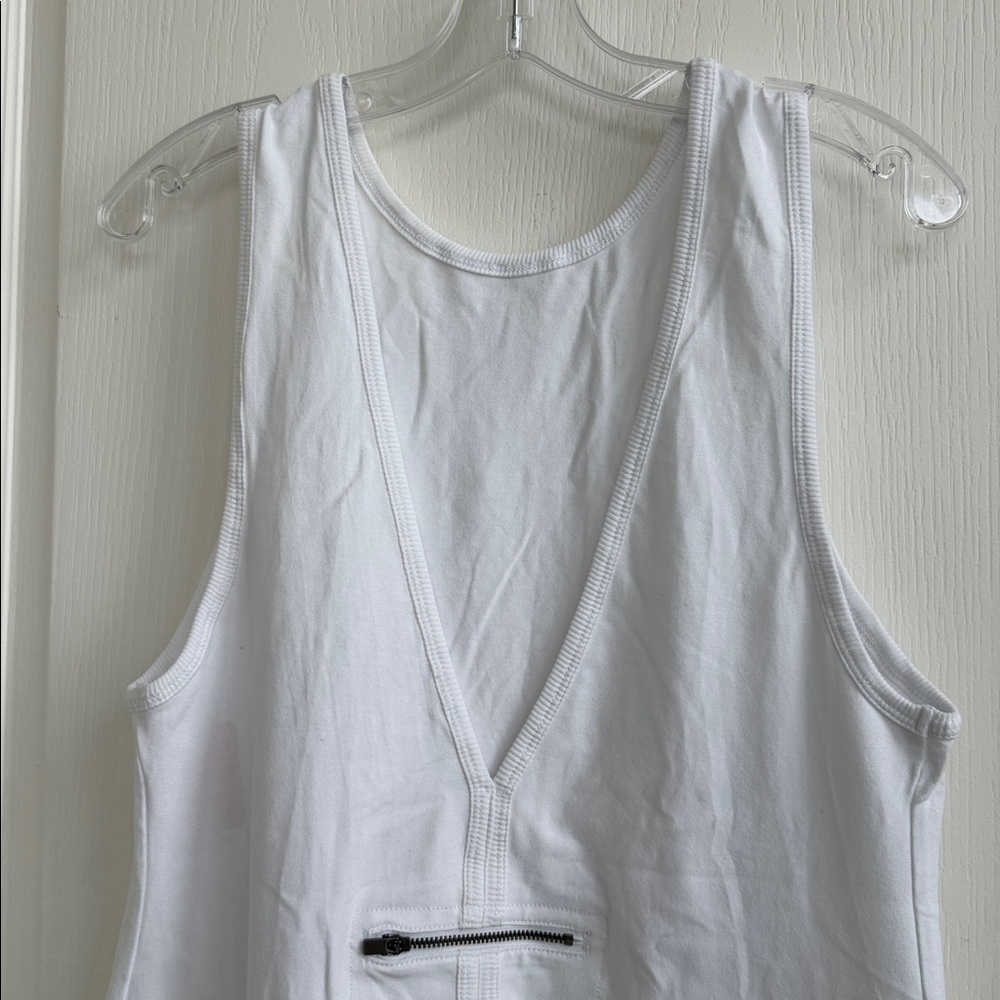 White Sleeveless Bubble Hem Dress - Picture 4 of 12